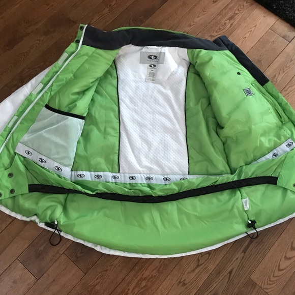 Women’s ski jacket with hood - Picture 2 of 7